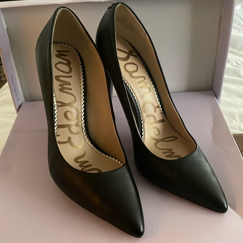 Women’s black leather heels Sam Edelman size 10 high heels